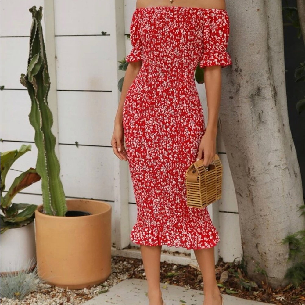 Off shoulder ruffle dress